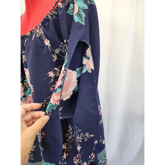 LILYPAD Blue Floral‎ Off the Shoulder Long Tunic Blouse Split Sleeve Size L - Picture 2 of 7